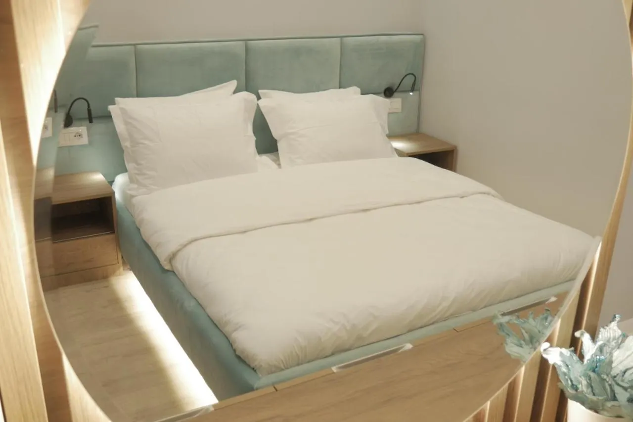 Newly Renovated Apartment Τίρανα Αλβανία