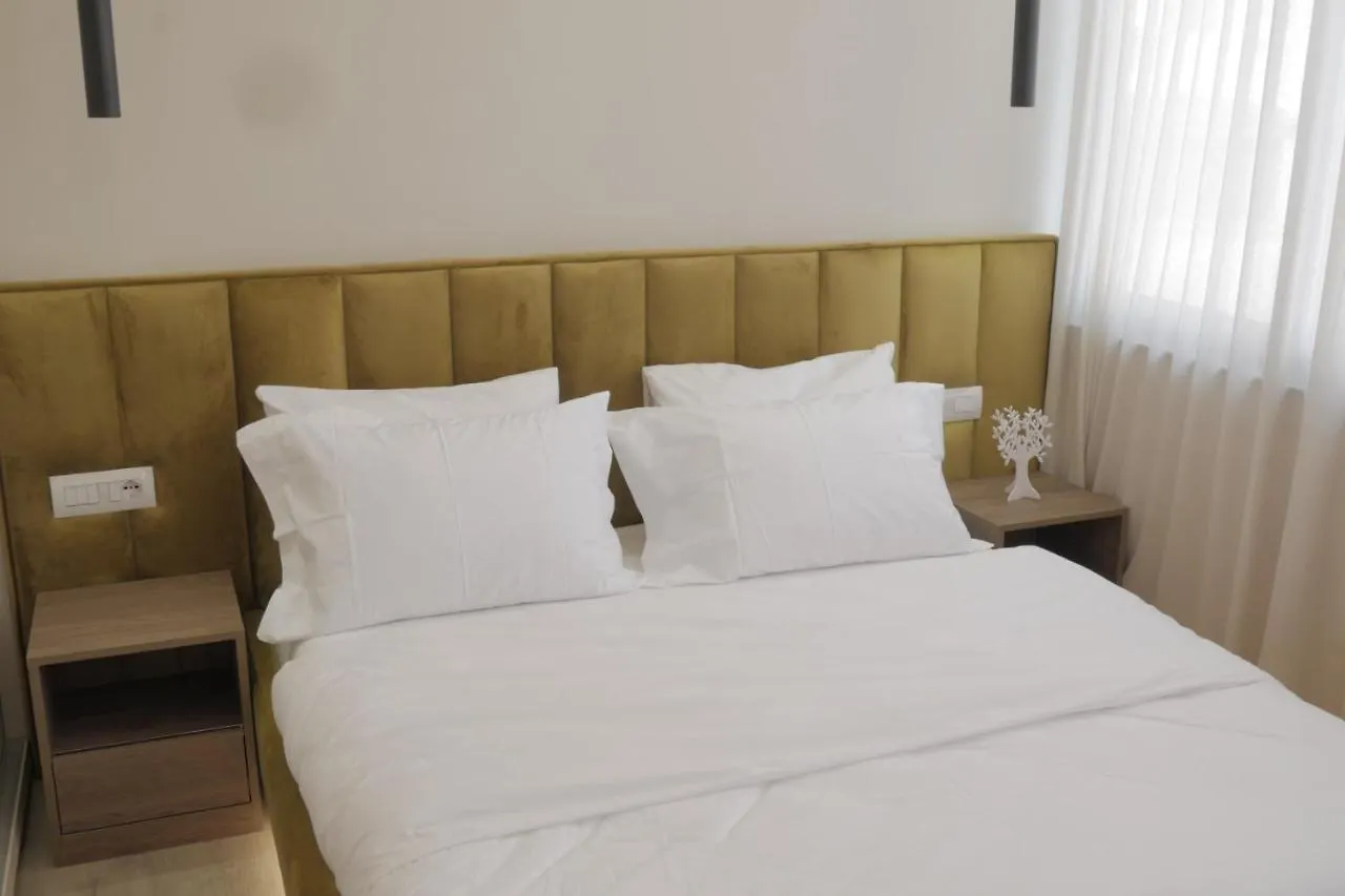 Newly Renovated Apartment Τίρανα 0*,  Αλβανία